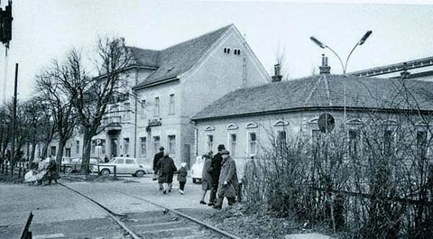 Trnava Hospodarska ul. - hotel Imperial (vleckova kolaj do Cukrovaru).jpg